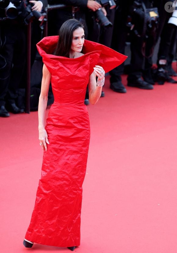 Demi Moore - Montée des marches du film " Fatherland " lors du 79ème Festival International du Film de Cannes, le 14 mai 2026. © Jacovides-Moreau / Bestimage