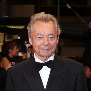 Michel Denisot - Montée des marches du film « Coward » lors du 79ème Festival International du Film de Cannes, le 21 mai 2026. © Jacovides-Moreau / Bestimage