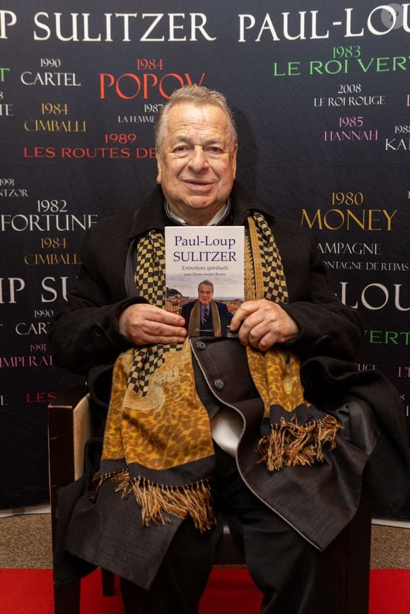 Il s'était installé à l'île Maurice depuis quelques mois

Remise du prix Paul-Loup Sulitzer au restaurant Noori's à Nice le 2 mai 2024.
© Nicolas Gavet / Panoramic / Bestimage