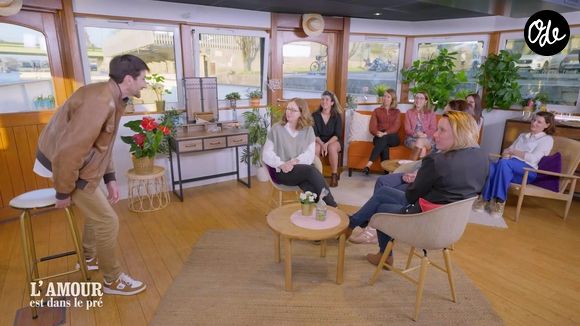 Des images du speed-dating version 2026 dans la saison 21 de L'amour est dans le pré.