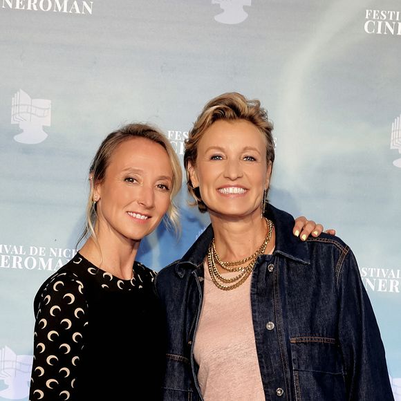Alexandra Lamy a fait quelques confidences au sujet de sa soeur.

Audrey Lamy et sa soeur Alexandra Lamy - 6ème édition du festival Cinéroman à Nice. © Dominique Jacovides - Bruno Bebert / Bestimage