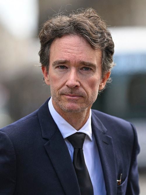 Antoine Arnault se construit un nouvel empire à Paris : avec Benjamin Patou, il réunit plusieurs restaurants iconiques pour bâtir un groupe d’exception