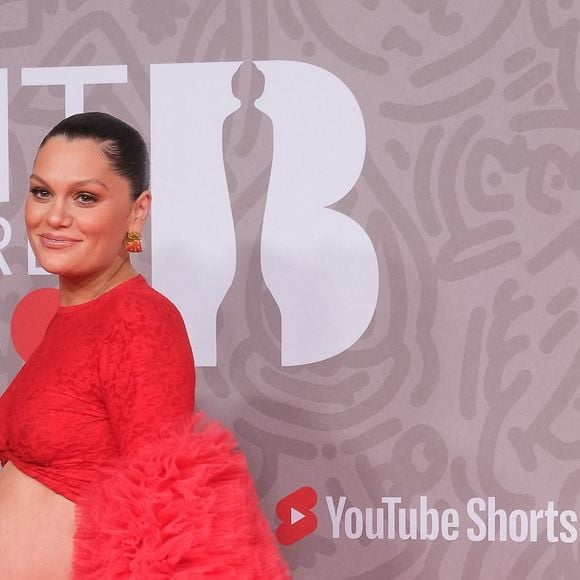 Jessie J (enceinte) au photocall de la cérémonie des Brit Awards 2023 à l'O2 Arena à Londres le 11 février 2023. © Photoshot / Panoramic / Bestimage