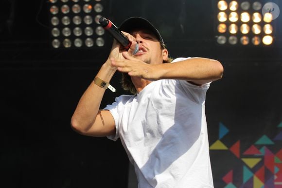 Nekfeu - Quatrième jour du festival Fnac Live sur le parvis de l'Hôtel de Ville à Paris. Le 18 juillet 2015. Phoro par Lise Tuillier / Bestimage