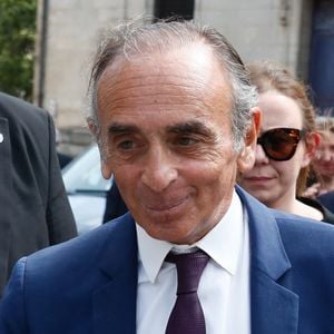 Eric Zemmour à la sortie des obsèques de Jean Tibéri, maire de Paris de 1995 à 2001, en l'église Saint-Etienne-du-Mont à Paris le 3 juin 2025.
© Christophe Clovis / Bestimage