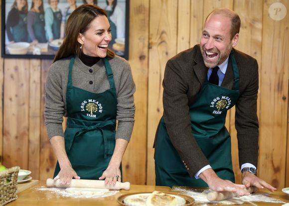 Le prince William, prince de Galles, et Catherine (Kate) Middleton, princesse de Galles, visitent un producteur de cidre, "Long Meadow Cider" à Portadown (Irlande), le 14 octobre 2025 ©Bestimage