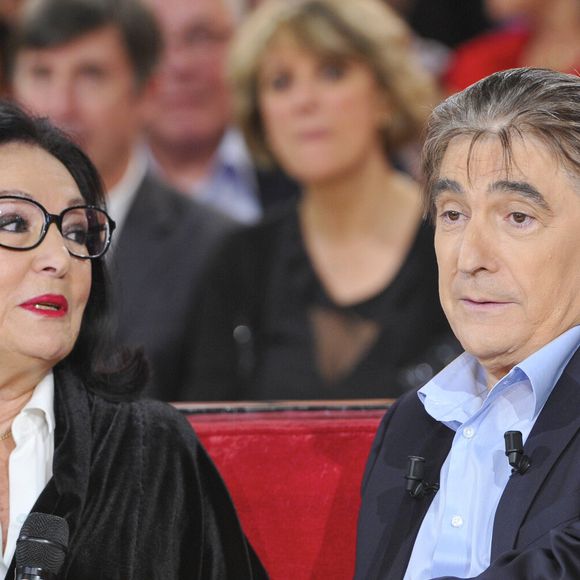 Aujourd'hui, l'histoire d'amour loupée s'est transformée en une belle amitié qui dure déjà depuis 60 ans.

Serge Lama, Nana Mouskouri - Enregistrement de l'emission "Vivement Dimanche" a Paris le 28 Novembre 2012.

Photo : AGENCE / BESTIMAGE