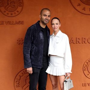 Tony Parker et sa compagne Agathe Teyssier au village lors des Internationaux de France de tennis de Roland Garros 2024 à Paris le 2 juin 2024.

Dominique Jacovides / Cyril Moreau / Bestimage