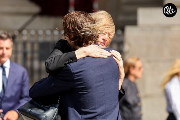 Delphine Arnault - Arrivées aux obsèques de Mathilde Favier en l'église Saint-Sulpice à Paris, le 31 aout 2026. © Dominique Jacovides-Cyril Moreau/Bestimage