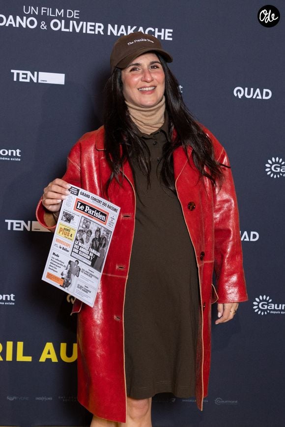 À 46 ans, elle savoure aujourd’hui pleinement ces moments passés avec ses enfants.

Géraldine Nakache, enceinte, assiste à la première parisienne du film « Juste Une Illusion » au Grand REX, le 22 mars 2026 à Paris, en France. 

Photo de Nasser Berzane/ABACAPRESS.COM
