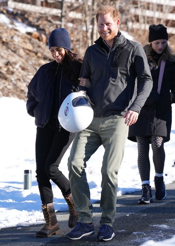 Le prince Harry fait du skeleton sous les yeux de Meghan Markle lors d'une visite au camp d'entrainement des athlètes des Invictus Games 2024 à Whistler en Colombie Britannique le 15 février 2024.Julien Burton / Bestimage
