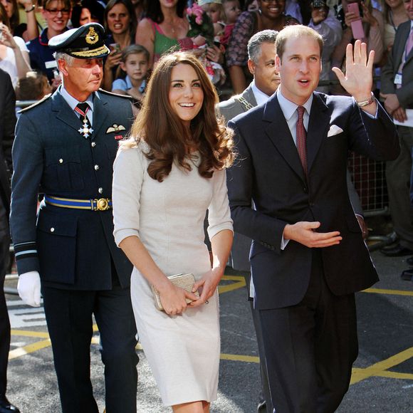Le prince William, duc de Cambridge, et Catherine (Kate) Middleton, duchesse de Cambridge, visitent le Royal Marsden Hospital de Sutton, Royaume Uni, le 29 septembre 2011.

©Royalportraits Europe/Bernard Rubsamen / Bestimage