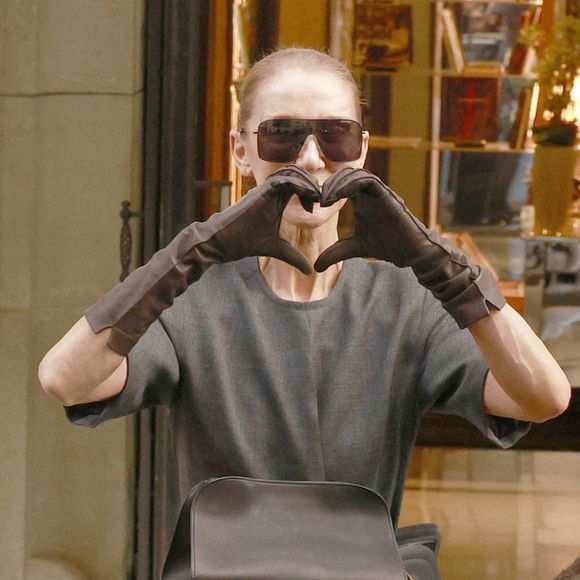 Céline Dion quitte le Royal Monceau pour se rendre aux répétitions de son concert parisien. Paris le 8 Septembre 2026. © Christophe Aubert / Bestimage