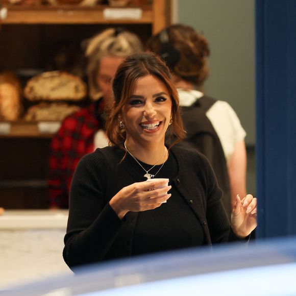 L'actrice et réalisatrice Eva Longoria a été aperçue en tournage ce matin pour la série CNN "Searching for France".

© Julien Sarkissian / Bestimage