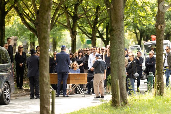 Exclusif - Obsèques de Sabine Anthony au cimetière carré juif de Pantin, le 1er août 2025.