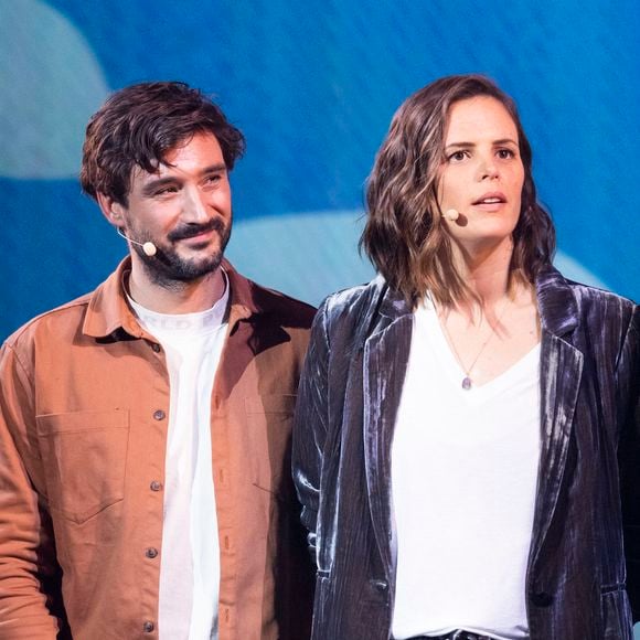 Exclusif - Jeremy Frerot et sa femme Laure Manaudou - Surprises - Enregistrement de l'émission "La Chanson secrète 11" à Paris, diffusée le 24 juin sur TF1. 
© Cyril Moreau / Bestimage