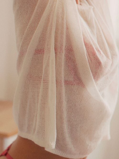 Contrairement aux idées reçues, vos vêtements blancs seront moins transparents si vous portez cette couleur de sous-vêtement
