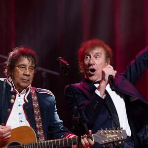 Laurent Voulzy, Alain Souchon au concert du gala des 20 ans de la fondation Recherche Alzheimer "2 générations chantent pour la 3ème" à l'Olympia à Paris le 18 mars 2024.

© Cyril Moreau / Bestimage