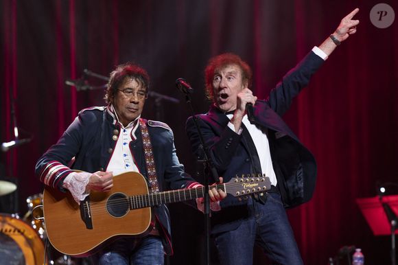 Laurent Voulzy, Alain Souchon au concert du gala des 20 ans de la fondation Recherche Alzheimer "2 générations chantent pour la 3ème" à l'Olympia à Paris le 18 mars 2024.

© Cyril Moreau / Bestimage