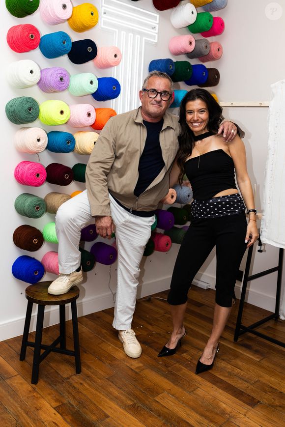 Exclusif - Christophe Dechavanne et sa fille Ninon Dechavanne à l'inauguration de la boutique de Ninon Dechavanne un Tufting Studio, un atelier dédié à l'exploration créative,où chacun peut s'initier à l'art du Tufting et concevoir sa propre œuvre, à Paris, France, le 11 septembre 2025. © Julien Sarkissian/Bestimage