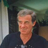 "Il adorait cet endroit" : Jean-Paul Belmondo repose finalement en Bretagne dans un petit village perdu au milieu des rochers où il passait tous ses étés