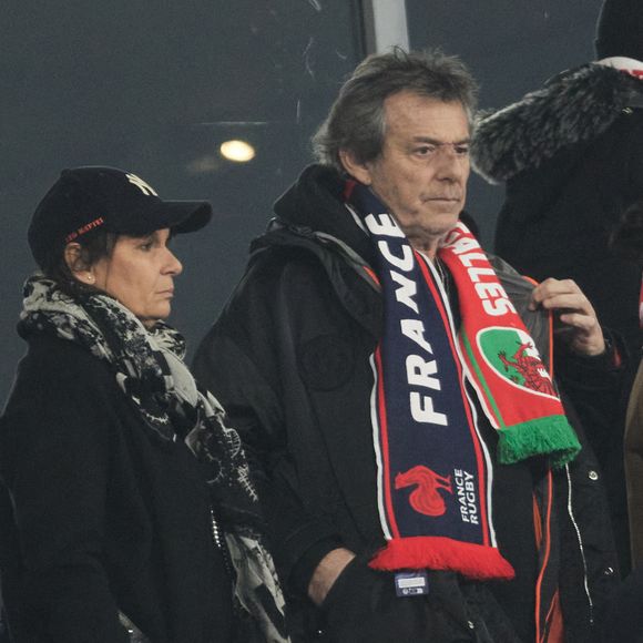 Jean-Luc Reichmann et sa femme Nathalie Lecoultre en tribunes lors du lancement du Tournoi des Six Nations opposant la France au Pays de Galles (43-0), au Stade de France, à Saint-Denis, Seine Saint-Denis, France, le 31 janvier 2025. © Cyril Moreau/Bestimage