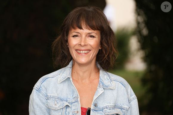 Armelle Deutsch - Photocall du film "Dans L'Ombre de Marlow" lors de la 17ème édition du Festival du Film Francophone de Angoulême (FFA). Le 28 août 2024 © Coadic Guirec / Bestimage