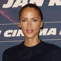 "Le patient bosse non-stop pendant 90 jours" : Noémie Lenoir évoque le parcours de soin qui a changé sa vie