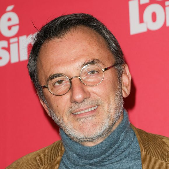 Un regret pour le présentateur d'Un dimanche à la campagne qui, malgré tout, comprend le refus de la star.

Frédéric Lopez - Photocall de la soirée "Télé Loisirs Awards 2024" aux Jardins du Pont-Neuf à Paris le 23 septembre 2024. © Coadic Guirec/Bestimage