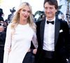 Issue de la célèbre dynastie allemande Faber-Castell, elle est la sœur jumelle de Sarah von Faber-Castell, avec qui elle partage une relation très proche. 

La comtesse Victoria von Faber-Castell , Jean Arnault - Montée des marches du film " El Ser Querido " lors du 79ème Festival International du Film de Cannes, le 16 mai 2026. © Olivier Borde / Bestimage