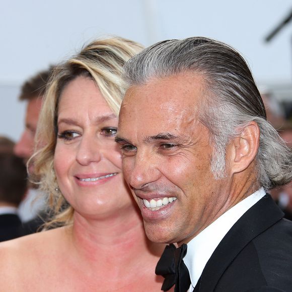 Ces derniers mois n'ont pas été faciles pour le célèbre pilote... Et pour cause, sa séparation avec Luana Belmondo a été à la Une de tous les médias français.

Paul Belmondo (habillé en Lanvin) et sa femme Luana - Montée des marches de la cérémonie de clôture du 69ème Festival International du Film de Cannes. Le 22 mai 2016. © Olivier Borde-Cyril Moreau/Bestimage