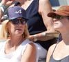 Michèle Laroque et sa fille Oriane Deschamps en tribunes lors des Internationaux de France de tennis de Roland Garros 2023, à Paris, France, le 5 juin 2023. © Cyril Moreau/Bestimage