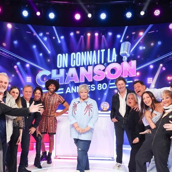 Exclusif - Julien Lepers, Philippe Risoli, Capucine Anav, Fabien Lecoeuvre, Delphine Wespiser, Gwendal Marimoutou, Laurence Boccolini, Christophe Carrière, Valérie Damidot, Silvia Notargiacomo, Lionel Tim, Isabelle Morini-Bosc, Jordan Deluxe, lors de l’enregistrement de l’emission "On Connait La Chanson Années 80", présentée par L.Boccolini et diffusée le 22 septembre 2026 sur W9, à Paris, France, le 9 avril 2026. © Jack Tribeca/Bestimage