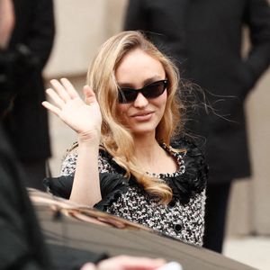 Lily-Rose Depp au défilé Chanel 2 "Collection Haute Couture Printemps/Eté 2025" lors de la Fashion Week de Paris (PFW), le 28 janvier 2025. Christophe Clovis / Bestimage