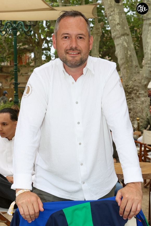 Les Chefs à Saint-Tropez fêtent les producteurs 2026 - David Gallienne membre du jury de la "battle d'Aïoli"place des Lices à Saint-Tropez, le 4 mai 2026.. © Jean-Marc Lhomer/Bestimage