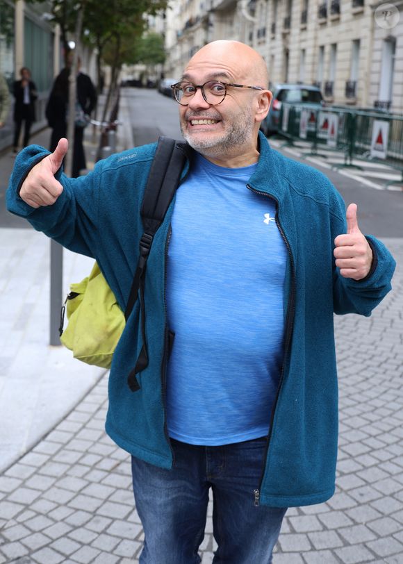 Yoann Riou - Les célébrations aperçues à proximité des studios de RTL à Neuilly-sur-Seine, le 15 octobre 2025.