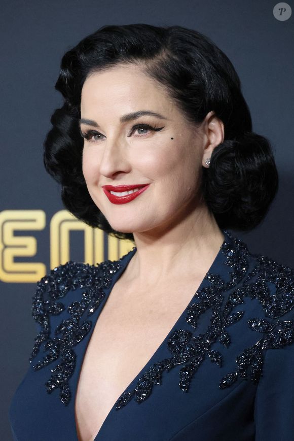 En effet, la danseuse américaine était de passage dans la capitale des Gaules et est allé s'offrir un repas dans cette institution lyonnaise.

Le 18 février 2026, Los Angeles, Californie, USA : Dita Von Teese à la première de EPIC : Elvis Presley in Concert au TCL Chinese Theatre IMAX (Image de crédit : © Nina Prommer/ZUMA Press Wire / Bestimage)