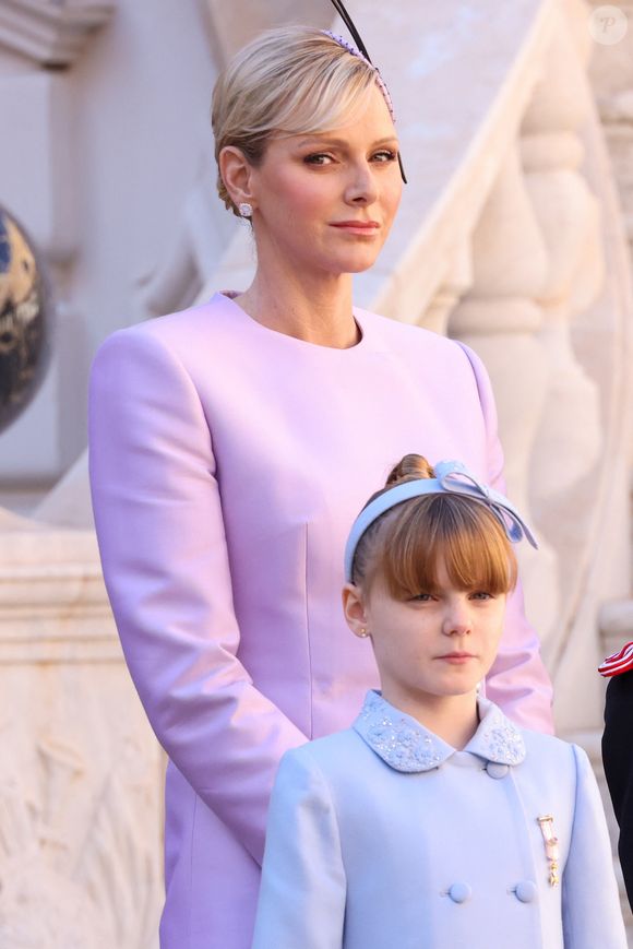 la princesse Charlene de Monaco, la princesse Gabriella dans la cour du palais princier le jour de la fête nationale de Monaco le 19 novembre 2024.© Jean-Charles Vinaj / Pool Monaco / Bestimage