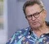 Mais, en interview pour "le Parisien", Gilles a laissé entendre que cela n'était pas du fait de Renaud.
Gilles pour le tournage de son portrait de "L'amour est dans le pré" - émission diffusée sur M6