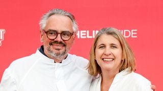 Stéphanie Le Quellec et son mari David à la tête du restaurant Vive, Maison Mer à Paris : addition salée ou prix doux ? On a décortiqué leur carte
