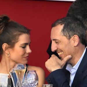 Charlotte Casiraghi et Gad Elmaleh - Soirée de cloture du 20ème Jumping International de Monte-Carlo au Port Hercule de Monaco à Monte-Carlo, le 27 juin 2015. La compétition célèbre cette année un double anniversaire : les 20 ans du Jumping et les 10 ans du Longines Global Champions Tour. @JUNIOR / BESTIMAGE
