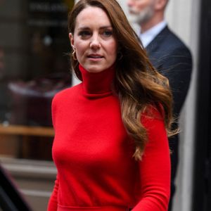 Pourtant, il y a un élément qu'elle a jeté aux oubliettes.

Catherine, la duchesse de Cambridge, quitte la salle après avoir prononcé son discours lors d'un événement organisé par le Forward Trust pour lancer la campagne "Taking Action On Addiction" de l'organisation caritative. Londres, Royaume-Uni, 19 octobre 2021. Photo by Splash News/ABACAPRESS.COM