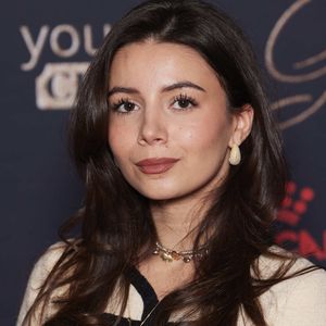 Annily Chatelain (fille de la chanteuse Alizée et de Jérémy Chatelain) - Photocall de la première édition du "You Care Charity Gala" en faveur de la cause animale et de l'environnement au Cercle Interalliée à Paris le 3 décembre 2024.   © Cyril Moreau/Bestimage