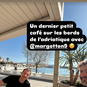 “Un dernier petit café sur les bords de l'Adriatique avec Grégoire Margotton”, indique-t-il, profitant malgré tout de son séjour à Split, en Croatie

Bixente Lizarazu et  Grégoire Margotton en Croatie. Instagram.