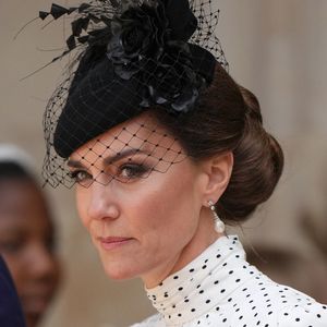 Kate Middleton a appris il y a plus d'un an qu'elle souffrait d'un cancer
Catherine (Kate) Middleton, princesse de Galles - Les membres de la famille royale lors de la messe pour le jour de la Victoire de la guerre à l'abbaye de Westminster à Londres. Julien Burton / Bestimage