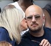 Kyan Khojandi, l'acteur vedette et créateur de la série "Bref "était aussi de la partie avec sa moitié Christine Giua !
Kyan Khojandi et sa femme Christine Giua dans les tribunes lors des Internationaux de France de Tennis de Roland Garros 2025 à Paris, le 29 mai 2025.
© Moreau / Jacovides / Bestimage