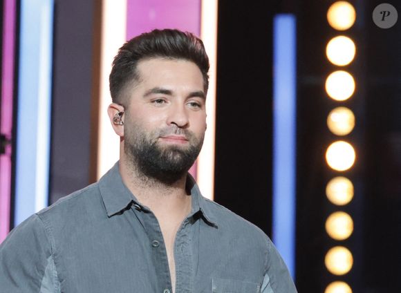 Kendji Girac - Les célébrités se mobilisent pour la 38ème édition du Téléthon dans les studios de France 2 à Paris © Coadic Guirec / Bestimage