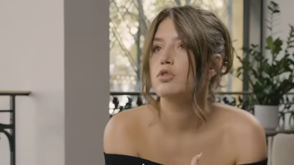 Rumeurs, IA, réseaux sociaux : un date avec Adèle Exarchopoulos. ©Sally
