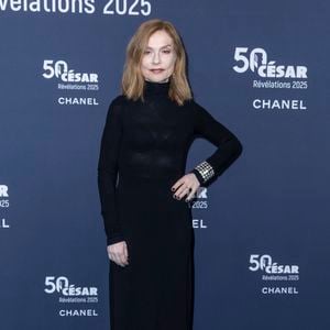 Isabelle Huppert - Photocall de la soirée "Cesar Révélations 2025" au Trianon à Paris le 20 janvier 2025.

© Olivier Borde / Bestimage