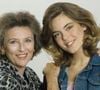 Dix ans après la disparition de sa mère, la comédienne française Nicole Courcel, l'animatrice Julie Andrieu s'est saisie de son compte Instagram pour lui rendre un hommage vibrant.

Archives - En France, à Paris, chez elle, Nicole Courcel et sa fille Julie Andrieu en janvier.